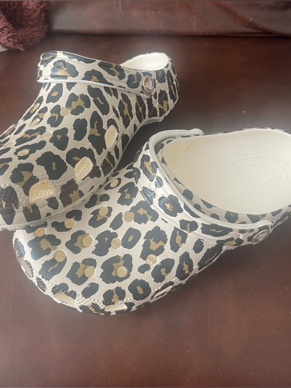⚜️CROCS CLASSIC WOMEN’s CLOG SZ 8